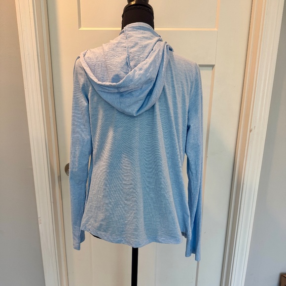 Maui Water Wear light weight zip up jacket, L, EUC, lt blue, UPF 50+, Maui logo - Picture 6 of 12